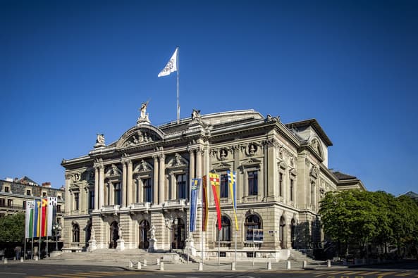 the-exterior-of-theatre
