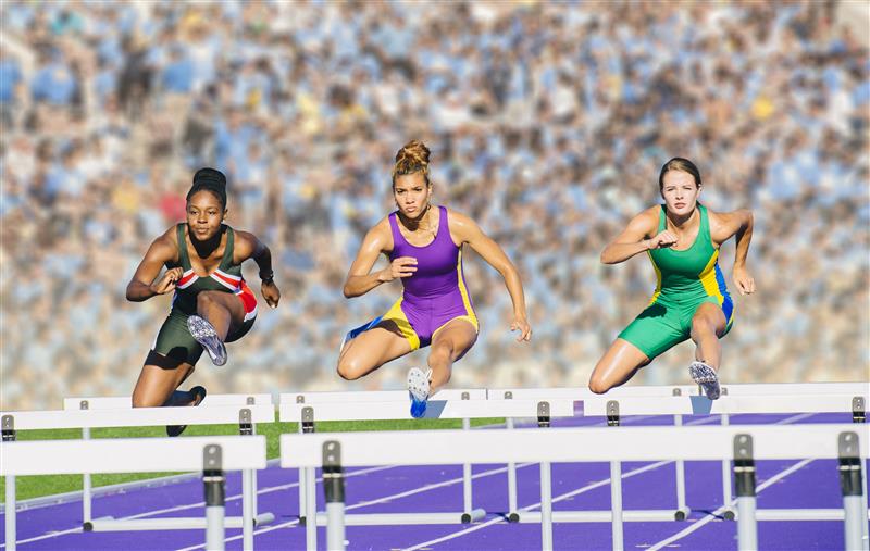 Runners-jumping